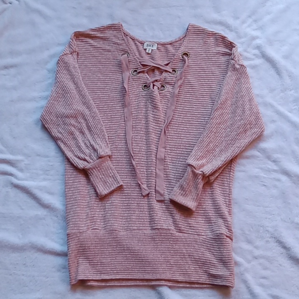 BKE Blush Knit Top w/Laced up V Neck Sz S